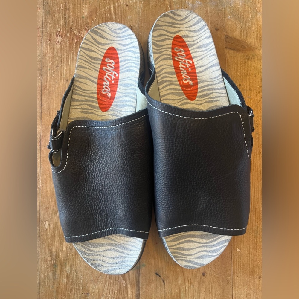 Softino slides.